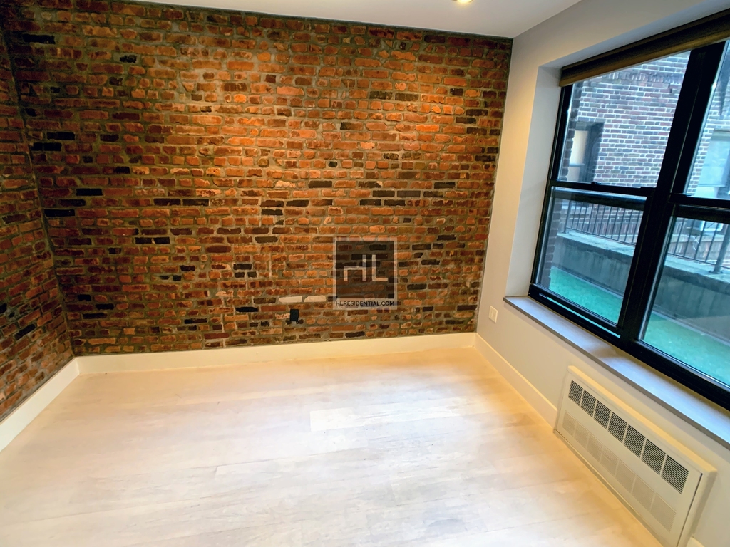 Stanton Street - Photo 7