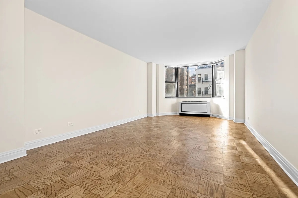 400 East 71st Street - Photo 0