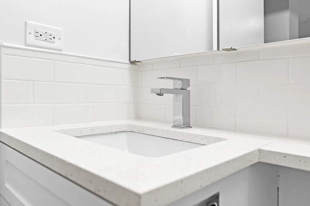 400 East 71st Street - Photo 6