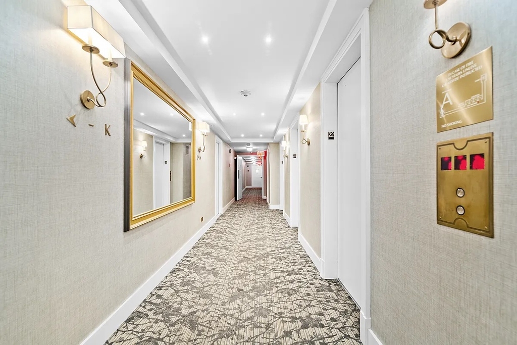 400 East 71st Street - Photo 8