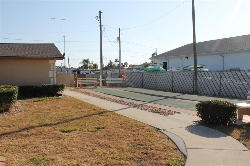 4752 Sunny Loop - Photo 27