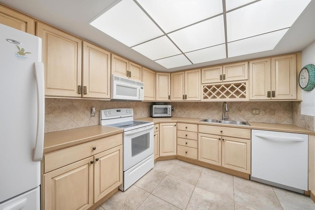 5108 Brittany Drive S - Photo 6
