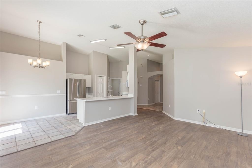 4550 Roundview Court - Photo 6