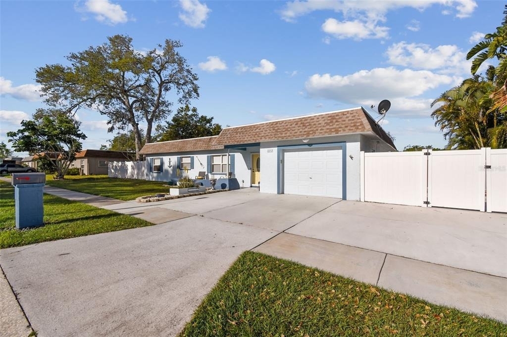 12252 Eldon Drive - Photo 9