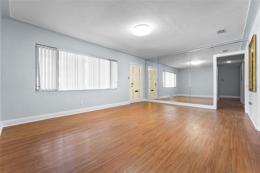 2505 E 19th Avenue - Photo 5