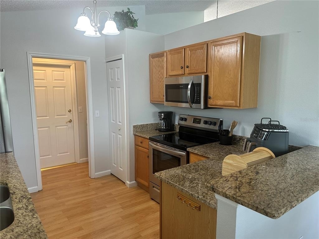 2004 Hemingway Avenue - Photo 10