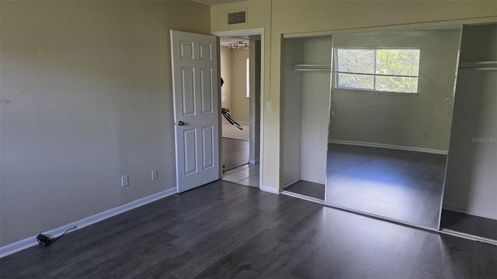 6328 Newtown Circle - Photo 6