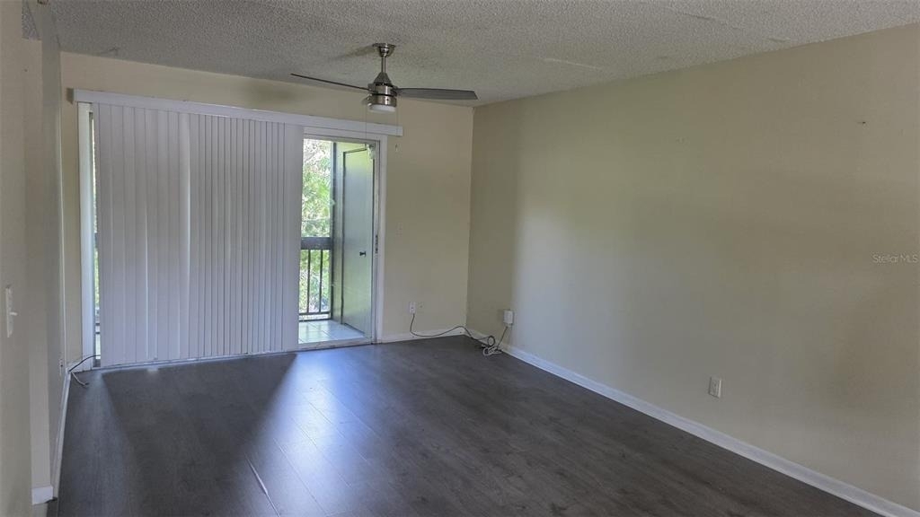 6328 Newtown Circle - Photo 4