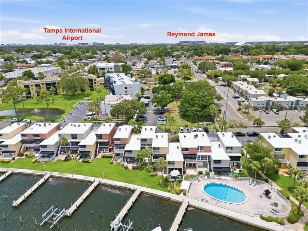 2424 W Tampa Bay Boulevard - Photo 5