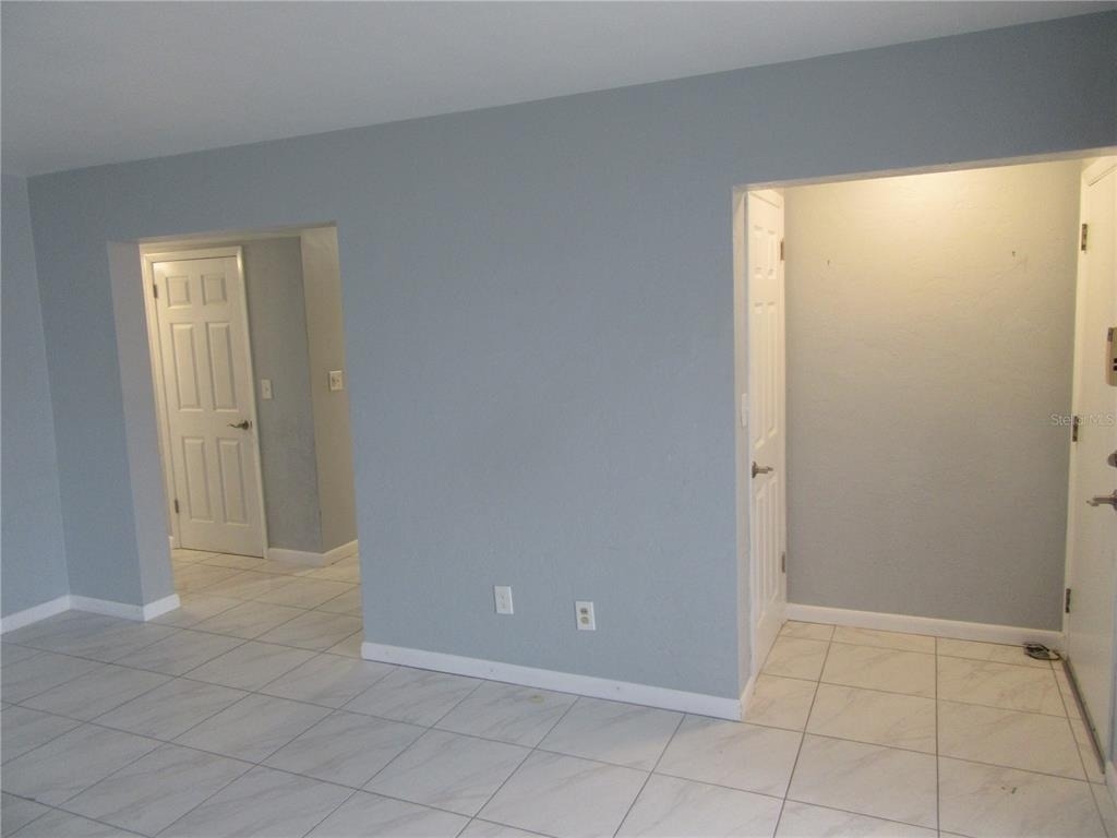 110 60th Avenue - Photo 4
