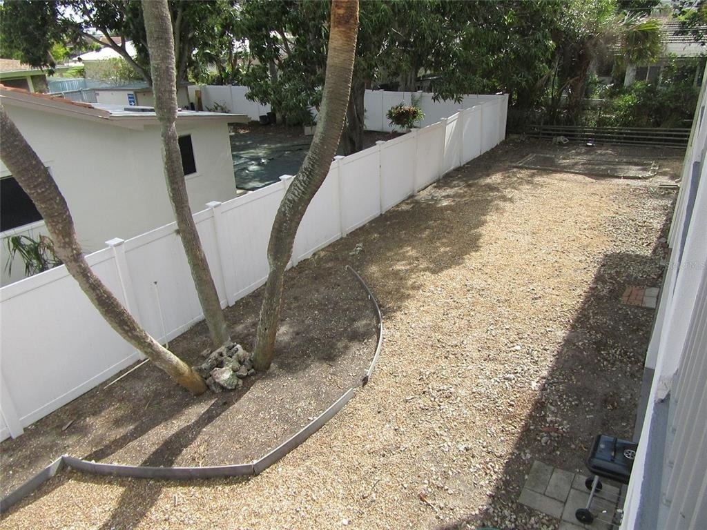 110 60th Avenue - Photo 2