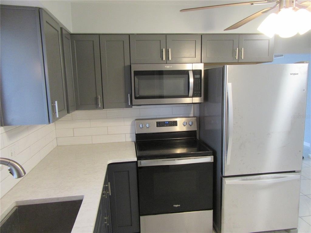 110 60th Avenue - Photo 8