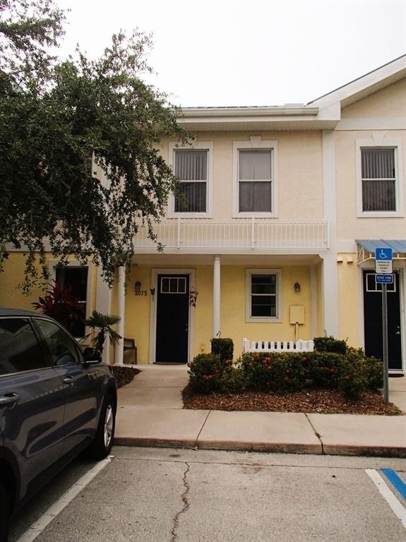 2075 Heritage Key Boulevard - Photo 0
