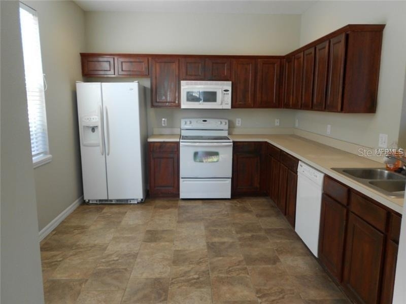 3911 Pemberly Pines Circle - Photo 2