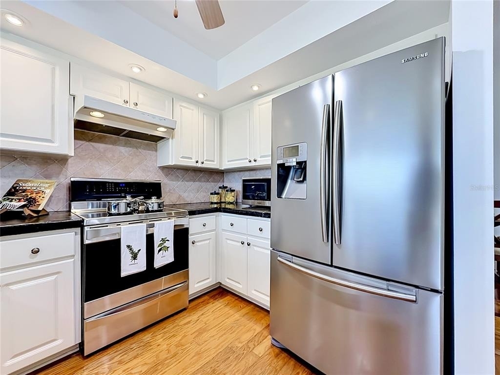 6042 Topsail Road - Photo 17