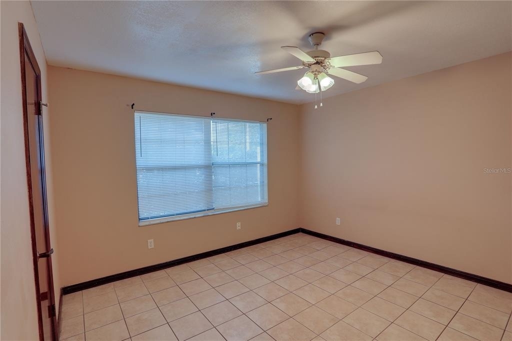 492 Tamarack Street - Photo 7