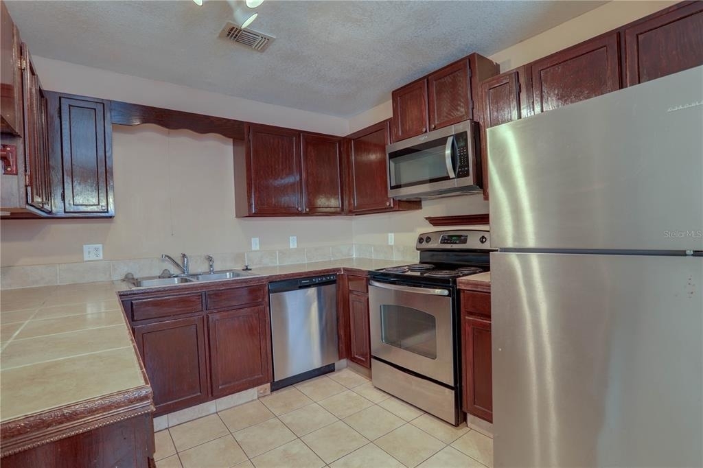 492 Tamarack Street - Photo 5