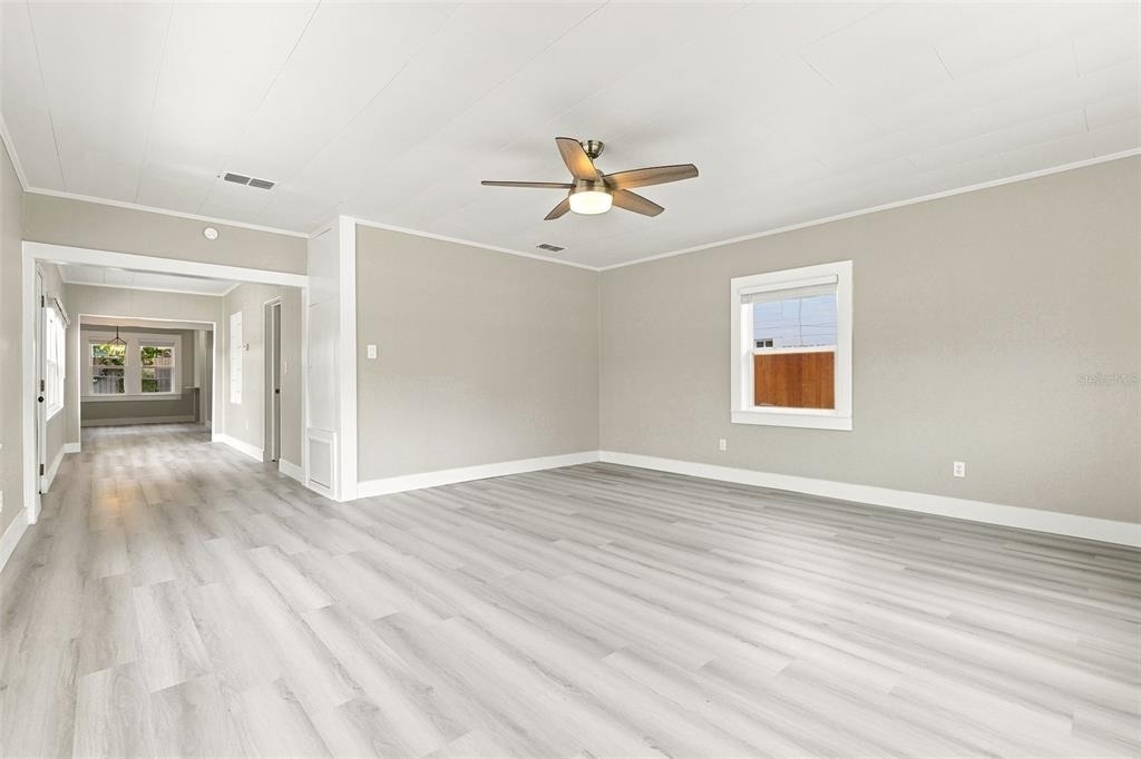 2704 E Jefferson Street - Photo 8
