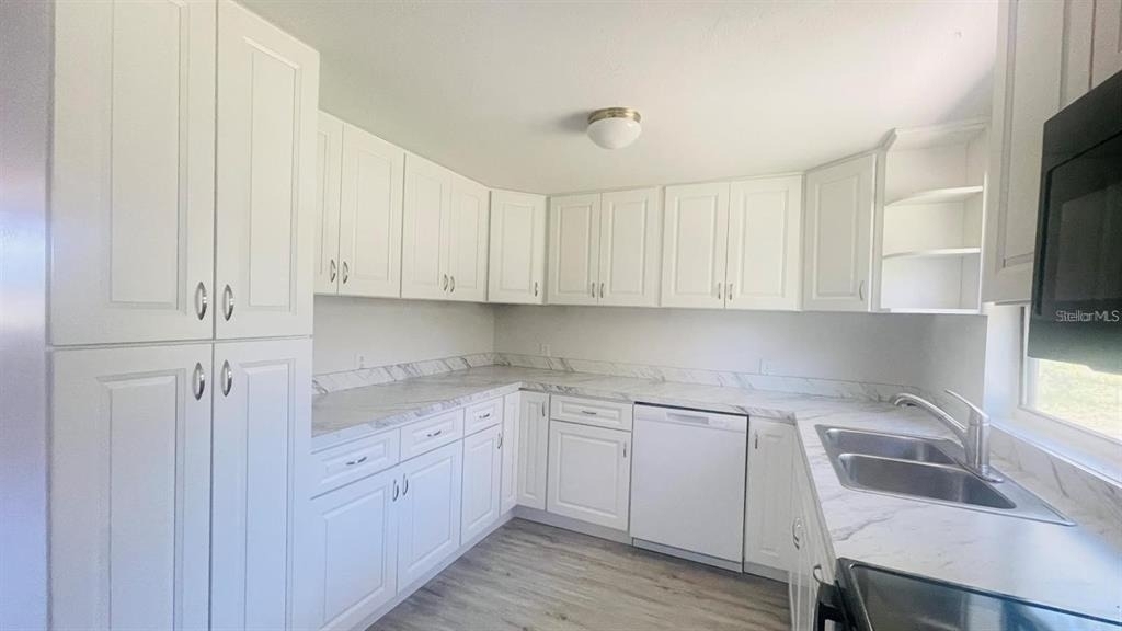 703 Gotts Road - Photo 8