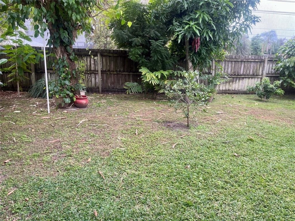 308 Windsor Street - Photo 11