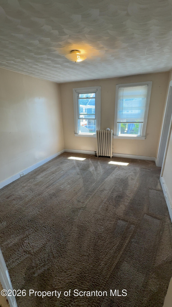 319 New York Street - Photo 8