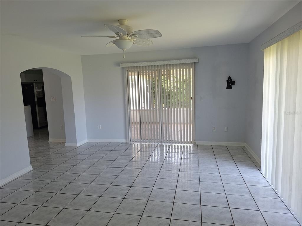 22191 New Rochelle Avenue - Photo 5