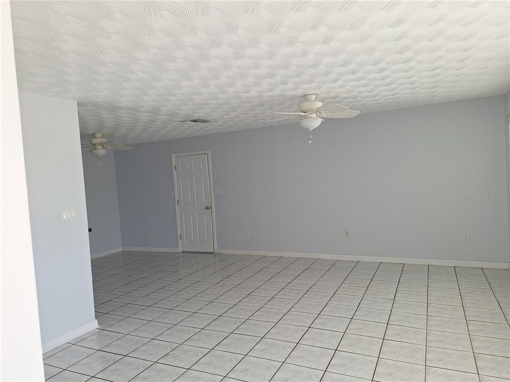22191 New Rochelle Avenue - Photo 6