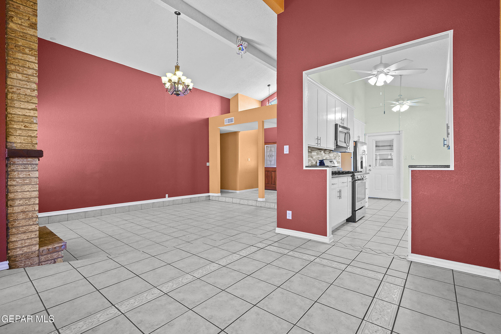 4805 Maureen Circle - Photo 10