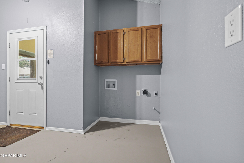 4805 Maureen Circle - Photo 15