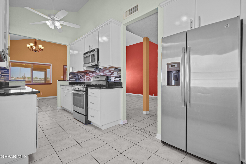 4805 Maureen Circle - Photo 13