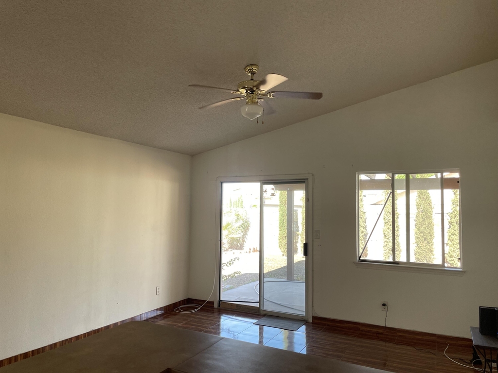 3057 Manny Aguilera Drive - Photo 18