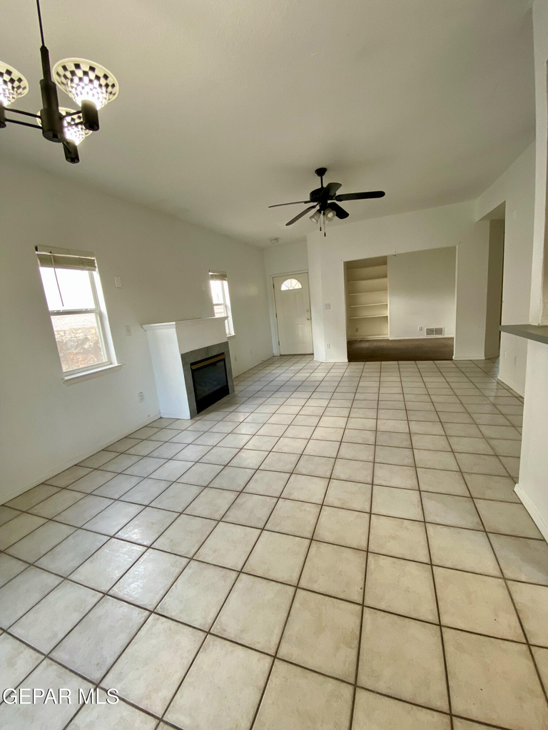 2215 King James Place - Photo 1