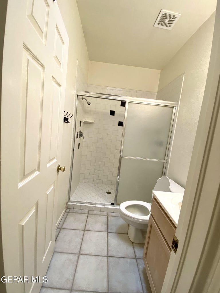 2215 King James Place - Photo 19