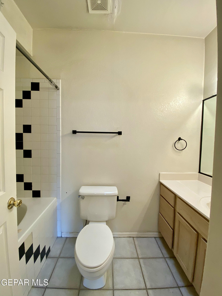 2215 King James Place - Photo 13