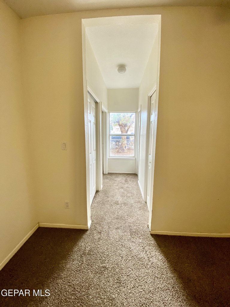 2215 King James Place - Photo 16