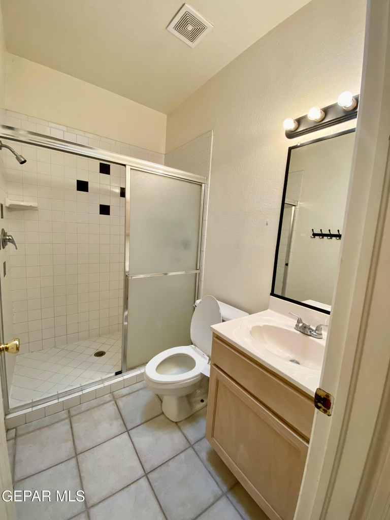 2215 King James Place - Photo 20