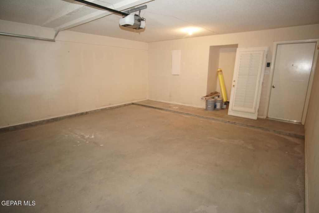 10932 Acoma Street - Photo 31