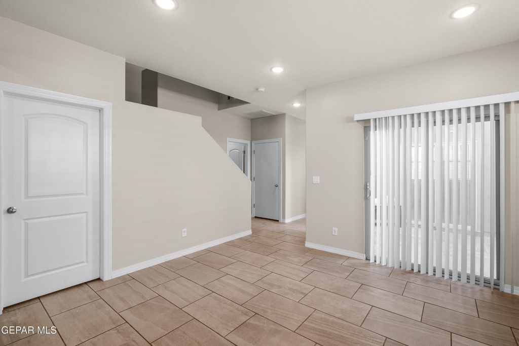 380 Canyon Vista Drive - Photo 11