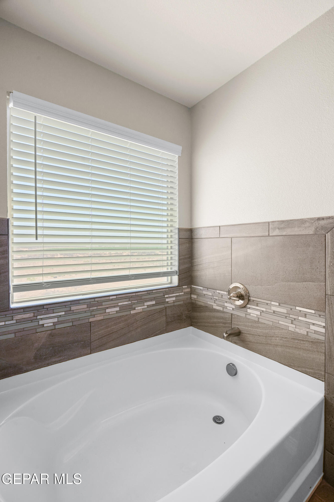 380 Canyon Vista Drive - Photo 35