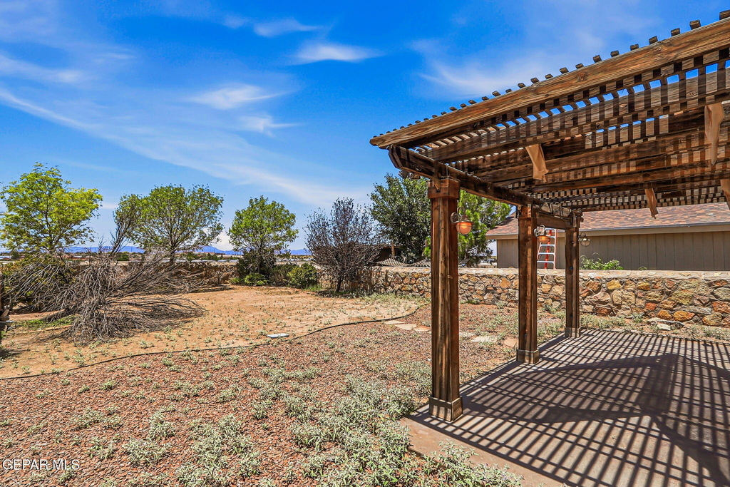 3749 Leticia Street - Photo 32