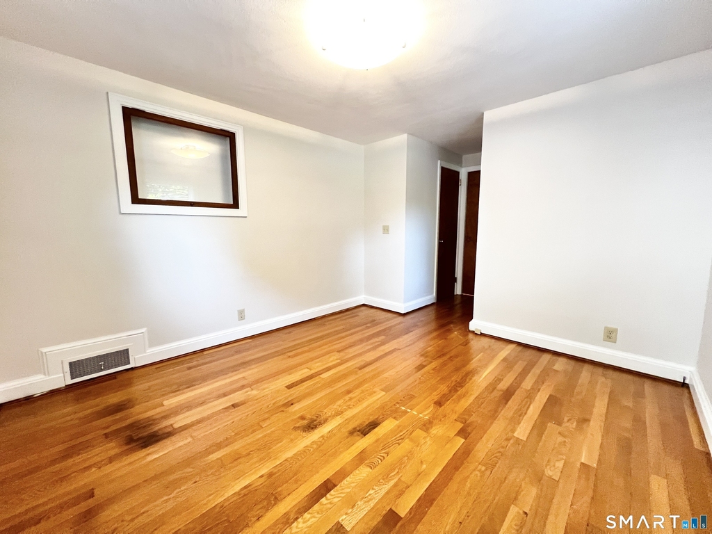 1360 Main Street - Photo 24