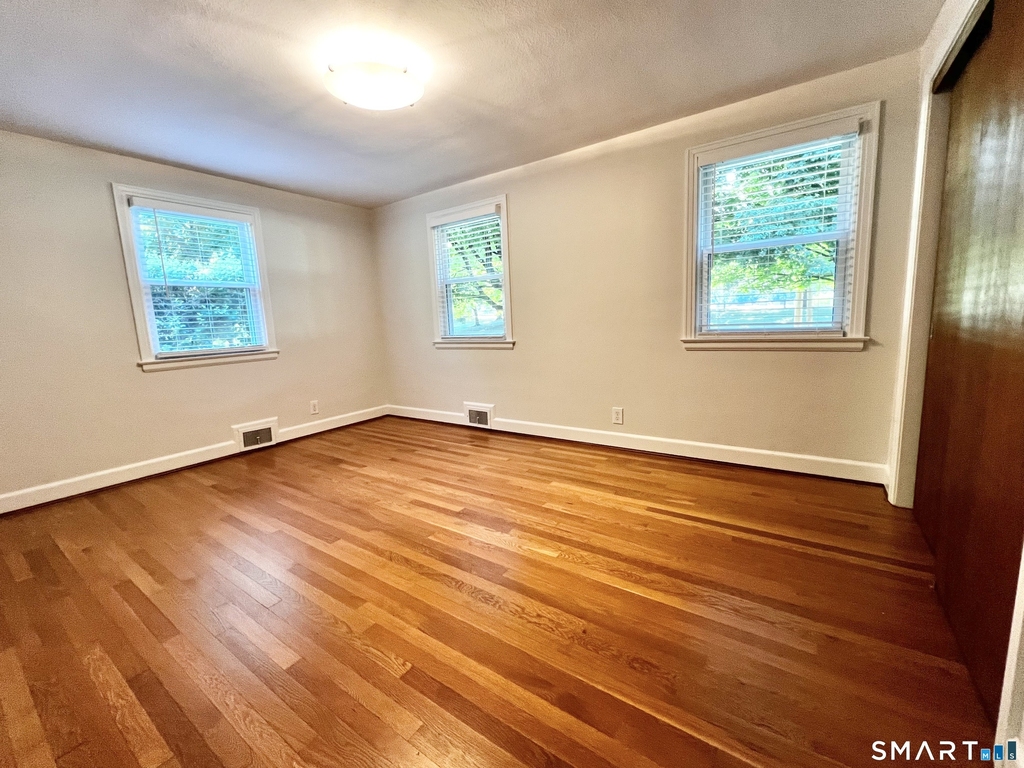 1360 Main Street - Photo 20
