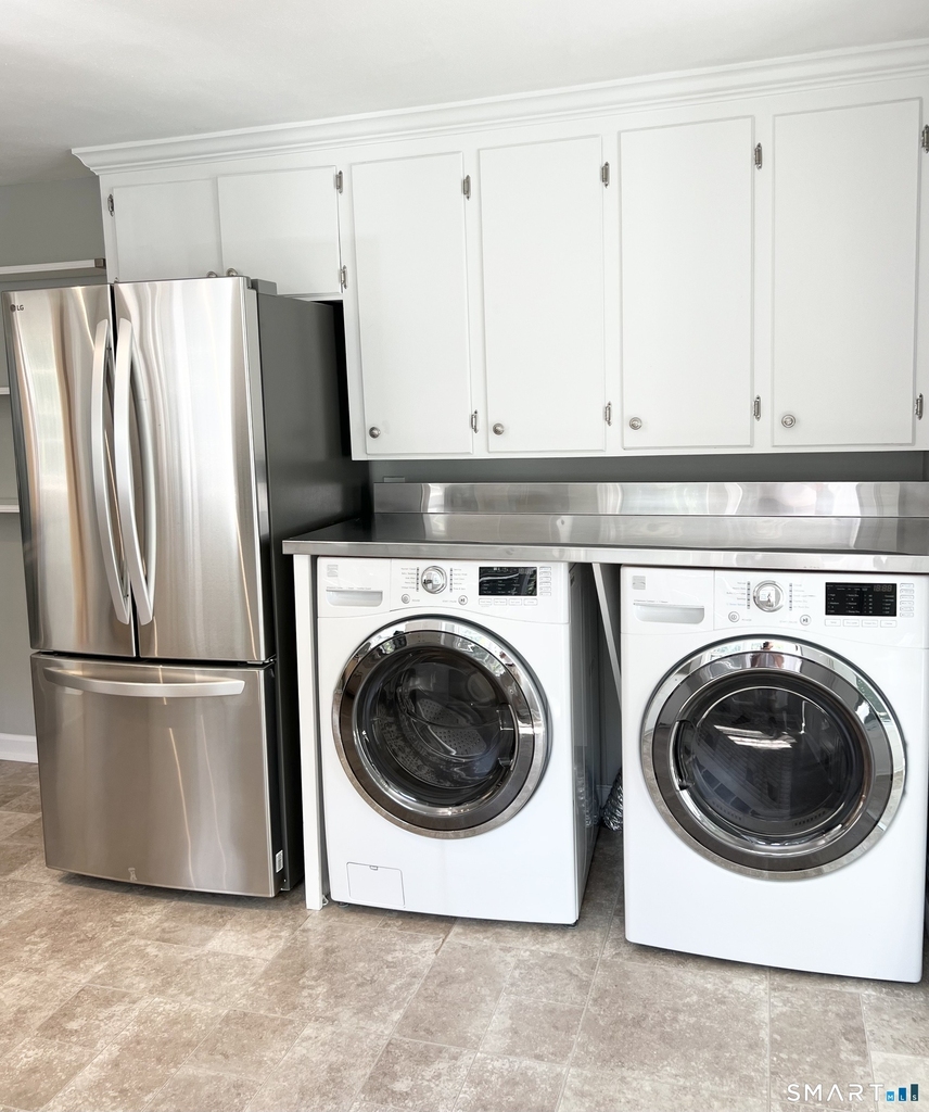 1360 Main Street - Photo 9