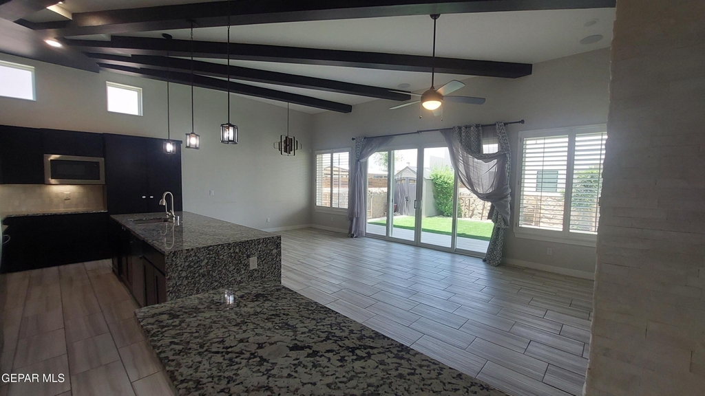 12349 Desert Wolf Avenue - Photo 31