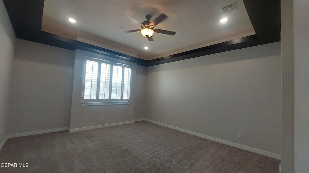 12349 Desert Wolf Avenue - Photo 7