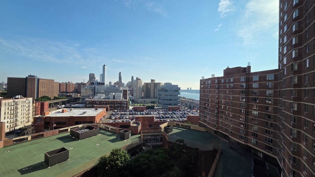 3333 Broadway - Photo 5