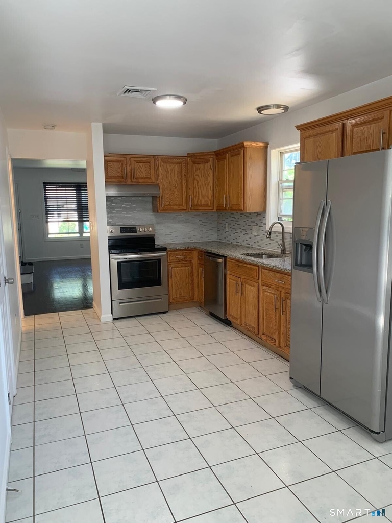 175 Harding Avenue - Photo 4