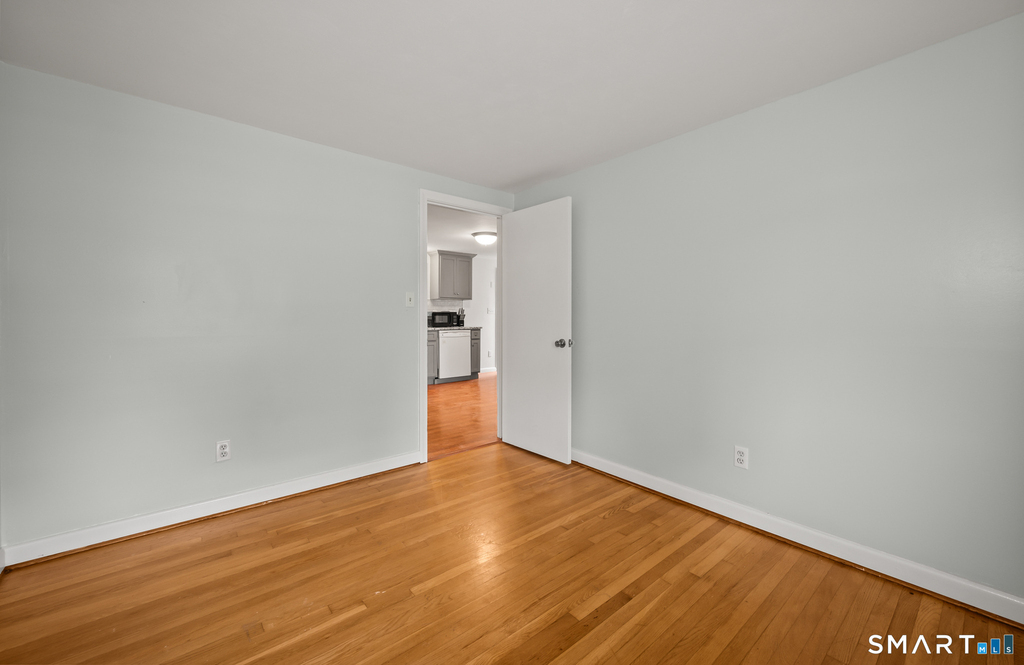 58 Jackson Avenue - Photo 8