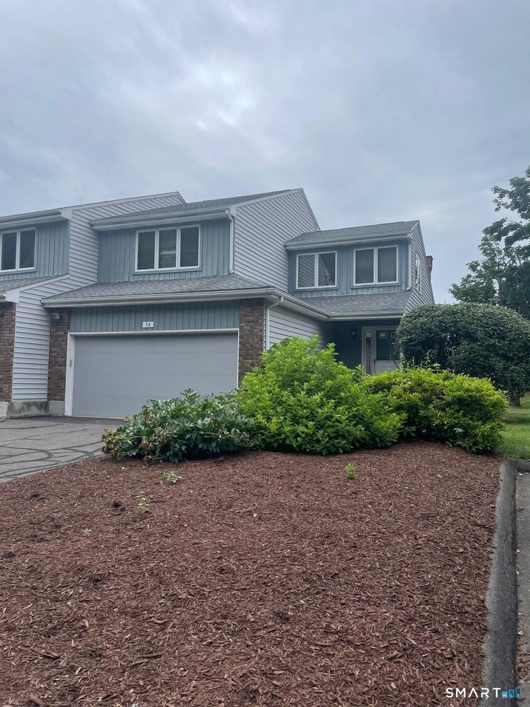 54 Ivy Lane - Photo 0
