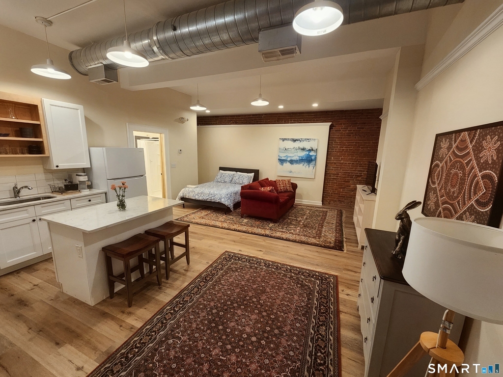 844 Grand Avenue - Photo 2